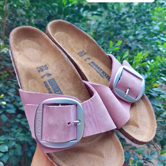 Birkenstock Orchid Pink Slide Sandals with Buckle - Picture 2 of 3
